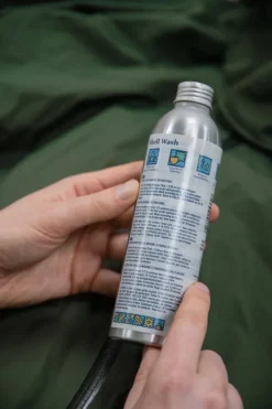 Nettoyant pour vêtements extérieurs (225 ml/ trois lavages)
